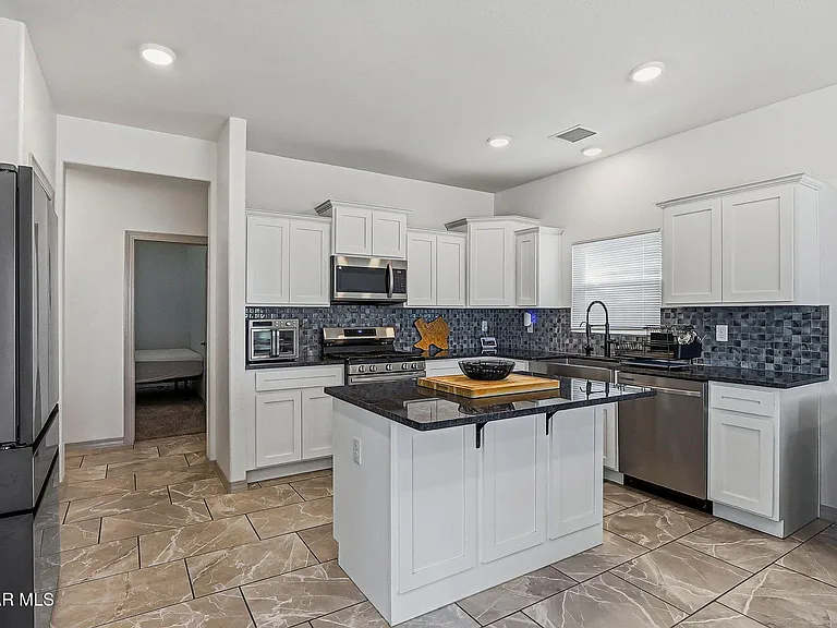 3601 Hill Sand Pl — Photo 11