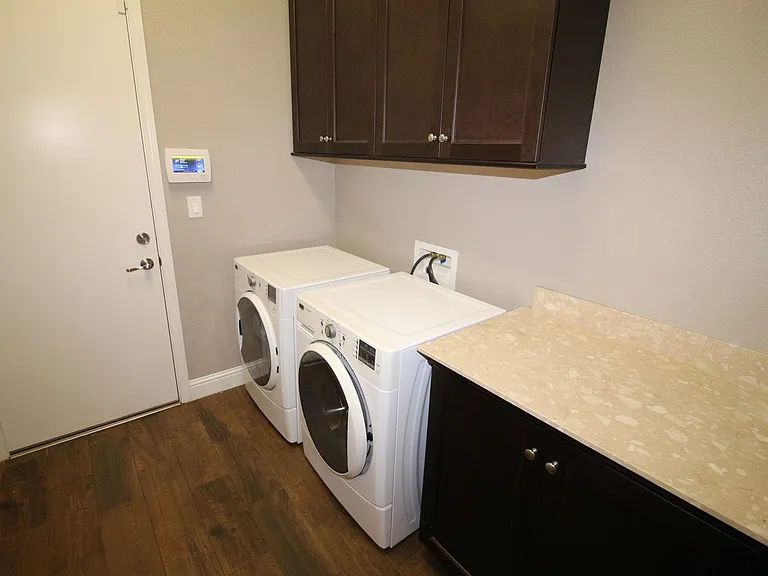 1829 E Bella Rosa Ave — Photo 21