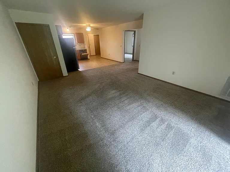 538-544 Partridge Ct. - 4 Unit — Photo 4