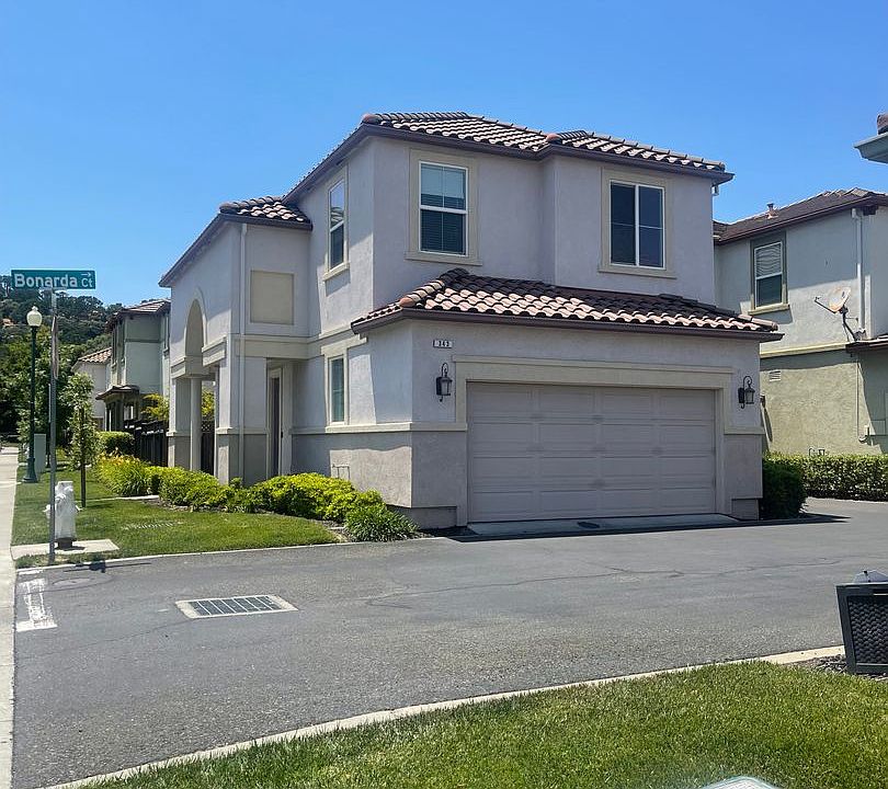 1st image of 343 Bonarda Ct