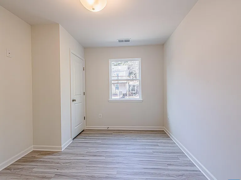 2308 Center Ave #C — Photo 27