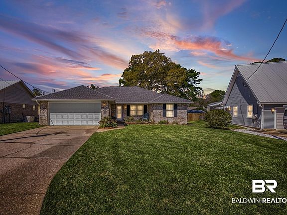 2nd image of 2881 Eslava Cir