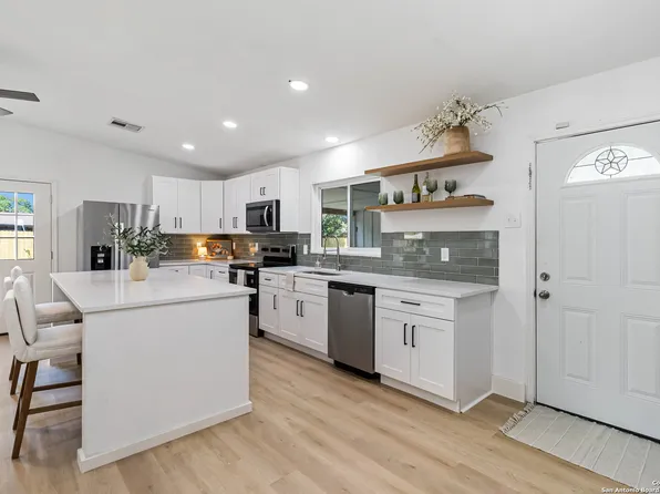 4310 Limpio, San Antonio, TX 78233