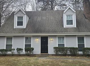 5305 N Oaks Dr, Greensboro, NC 27455