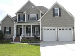 104 Hill Row Ln, Clayton, NC 27527