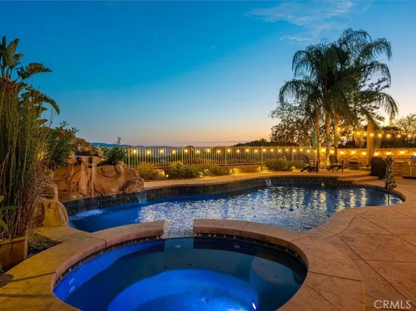 22064 Gold Canyon Dr, Saugus, CA 91390
