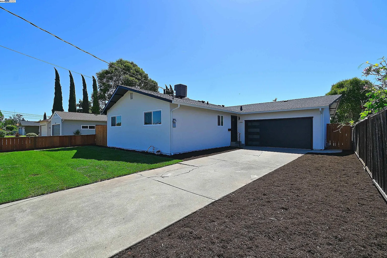 798 Meadowlark St photo 1