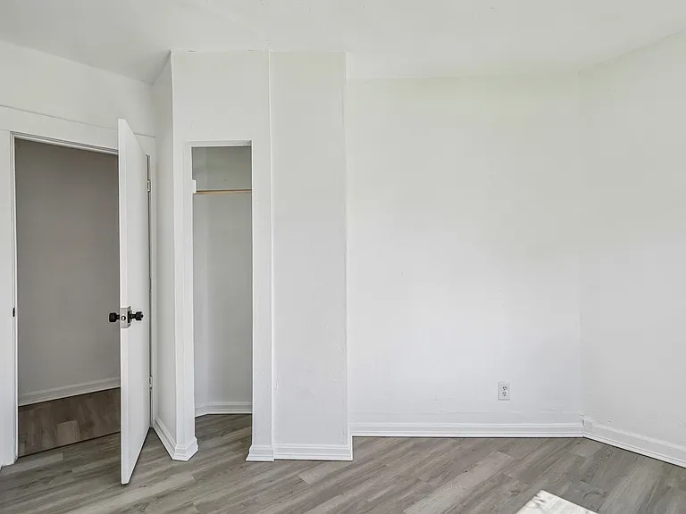 1825 Lakeview Rd #D — Photo 12