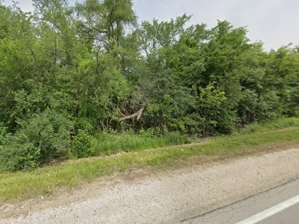 86 Dundee Rd, Barrington, IL 60010