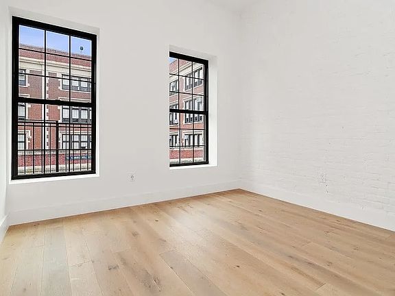 2nd image of 333 Warren St #4F