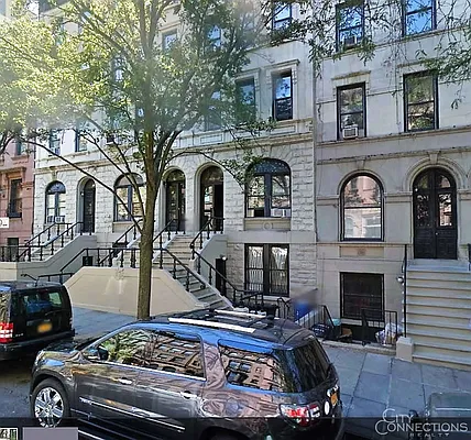 Rented by City Connections Realty | media 10