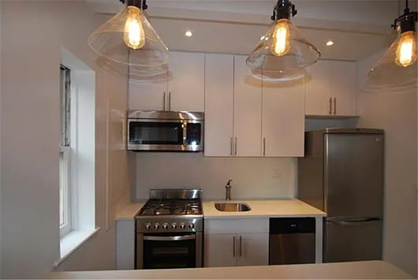 Rented by Buchbinder & Warren | media 1