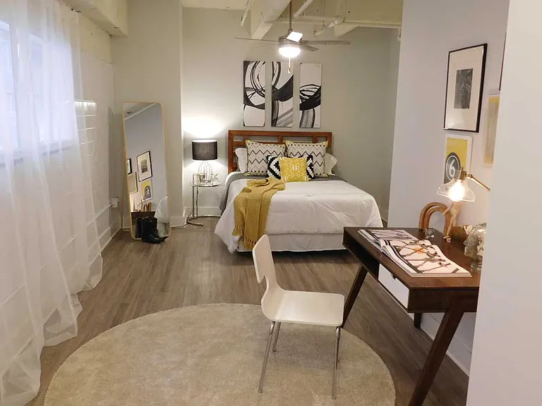 Newberry Lofts on 6th — Photo 39