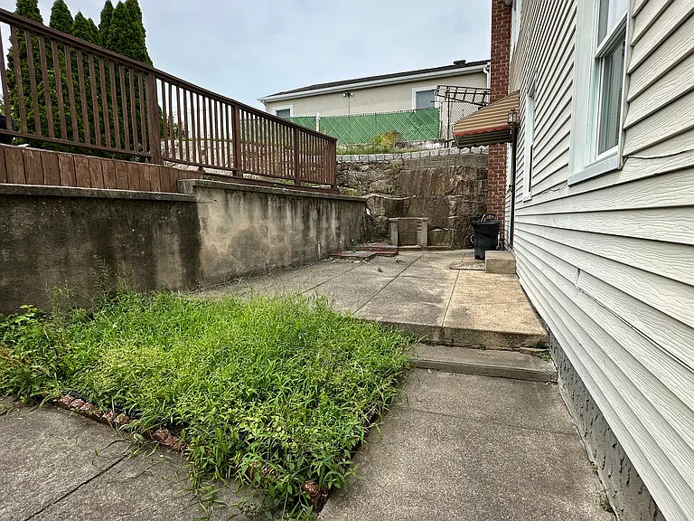 61 Mansion Ave #1 — Photo 19