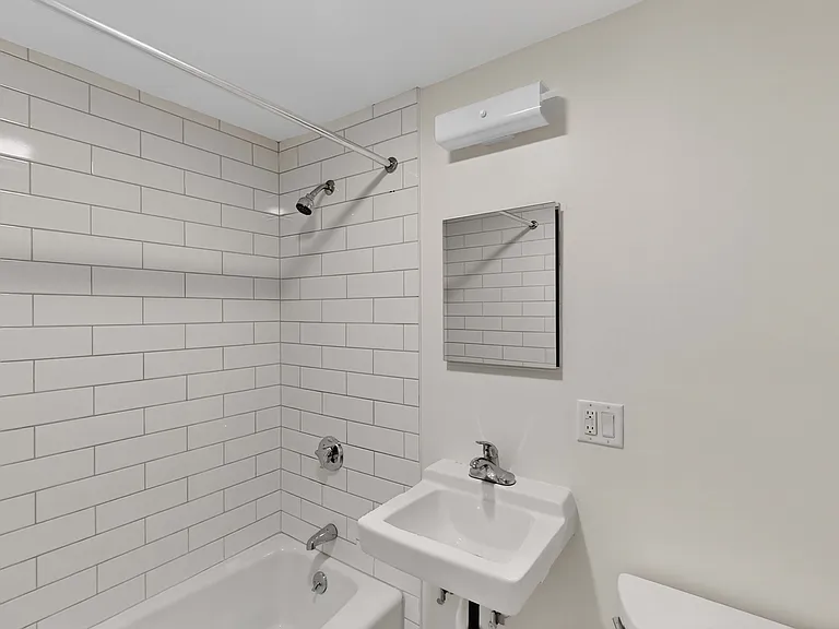 173 Marlborough St #11 — Photo 9