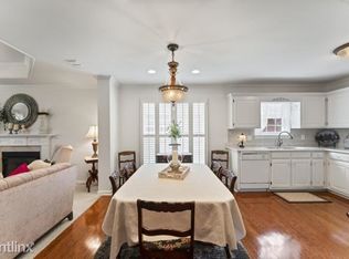 2808R Stonehedge Dr, Murfreesboro, TN 37128