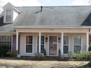 3486 Kirby Meadows Dr, Memphis, TN 38115