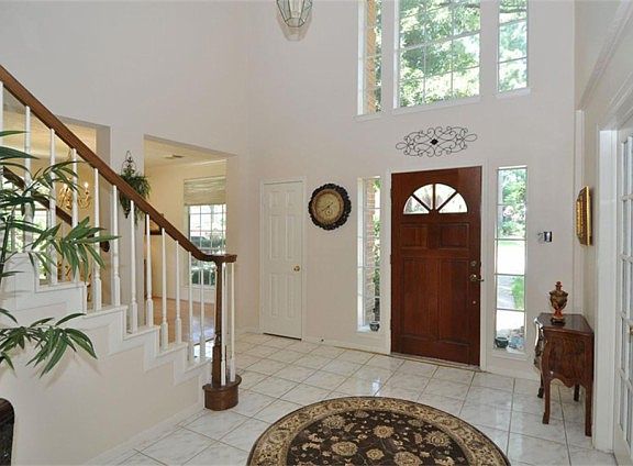 3rd image of 3402 Echo Mountain Dr