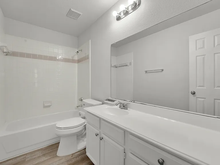 4021 Aldenham Dr — Photo 22