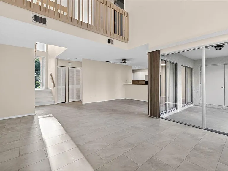 4843 Napoli Ct NE — Photo 23