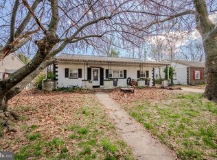 18 Fordham Ave, New Castle, DE 19720