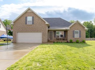 2333 Auldridge Dr, Christiana, TN 37037