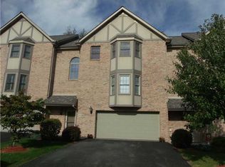 203 Brandon Way, Coraopolis, PA 15108