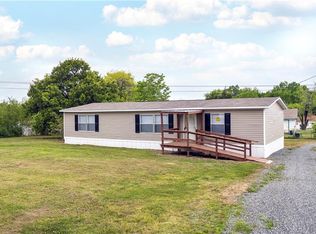 210 NW 9th St, Spiro, OK 74959