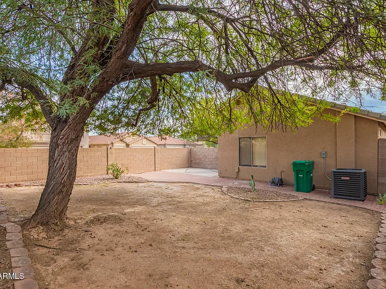 42346 W Sunland Dr — Photo 30