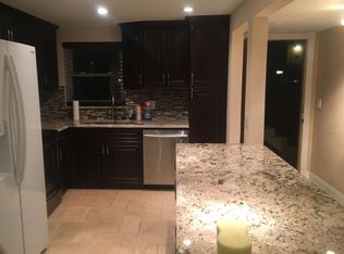 8511 Old Country Mnr APT 403, Fort Lauderdale, FL 33328