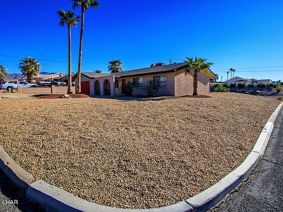 4th image of 3300 Saddleback Dr