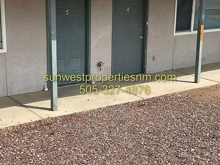 3706 N Carlton Ave — Photo 1