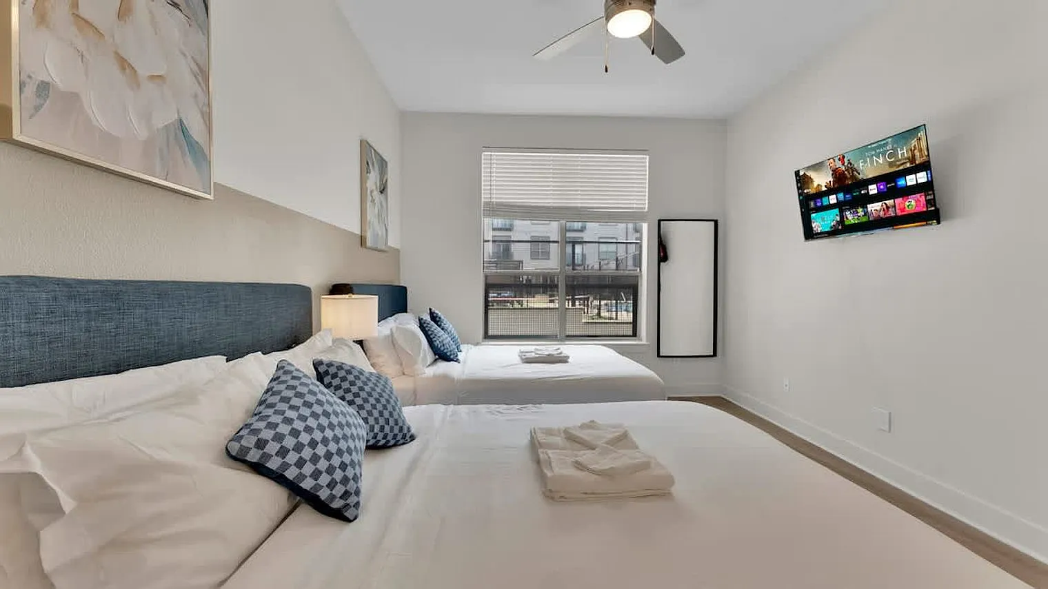 3 bed, 2.0 bath, $2,850 — Photo 4