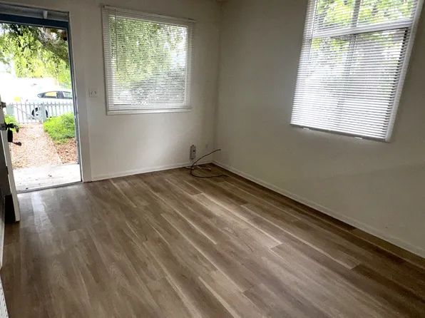 748 Holly Ave, Carpinteria, CA 93013