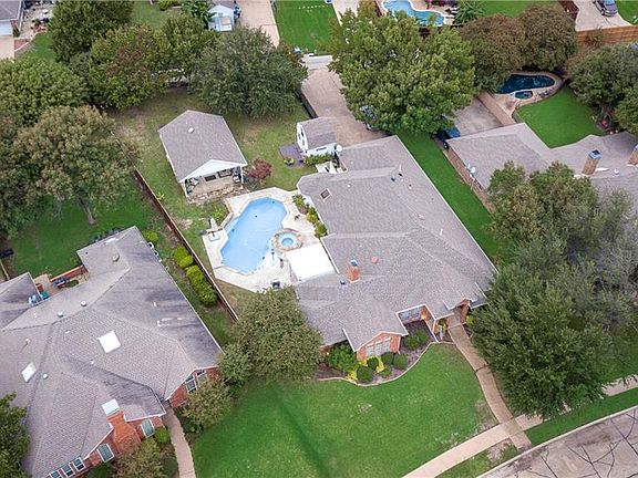 3rd image of 6305 Joel Ct