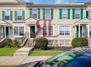 6558 Nottinghill Trail Dr, Canal Winchester, OH 43110