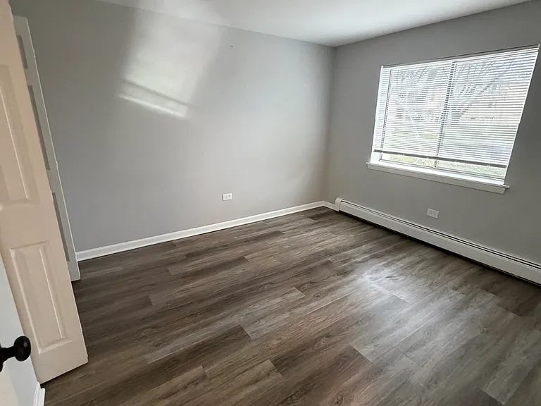 550 Eichler Dr #1S — Photo 10