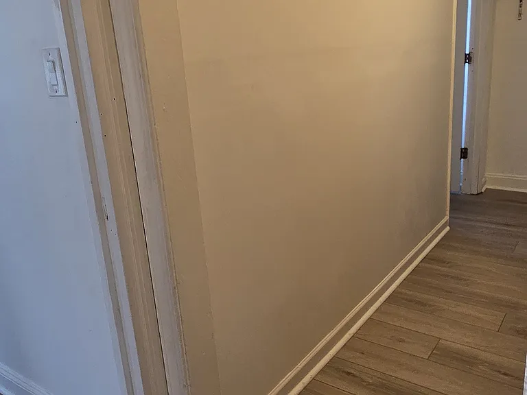 409 N Horners Ln — Photo 10