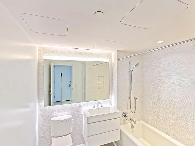 242 W 53rd St #27B — Photo 6
