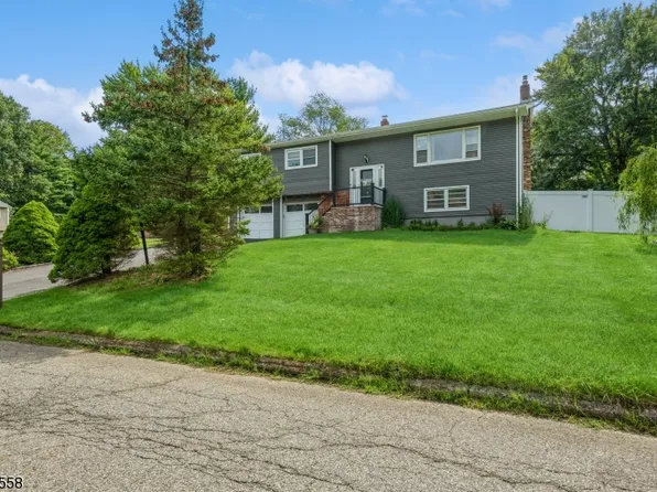 52 Warren Rd, Randolph Twp., NJ 07869