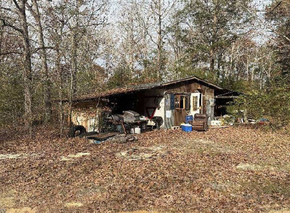 2nd image of 152 Natures Cove Rd