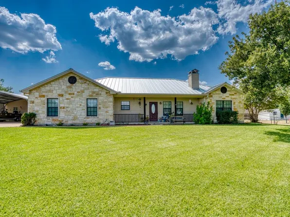 809 Skyline Drive, Kingsland, TX 78639
