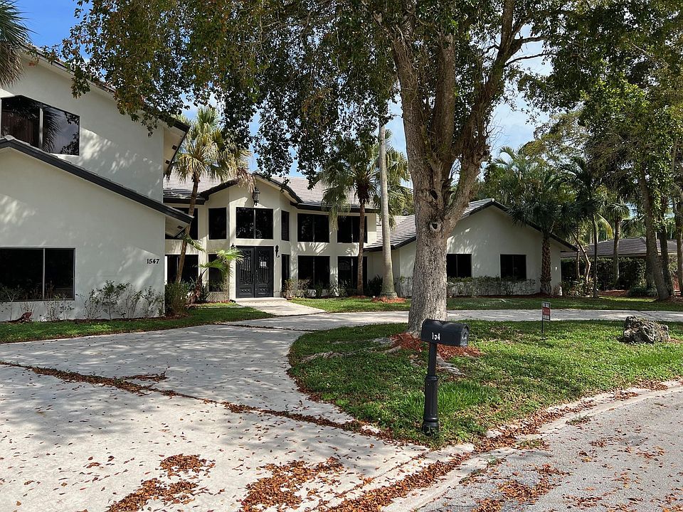 1st image of 1547 NW 92nd Way