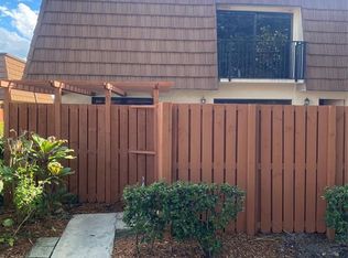 9101 SW 19th Pl #B, Davie, FL 33324