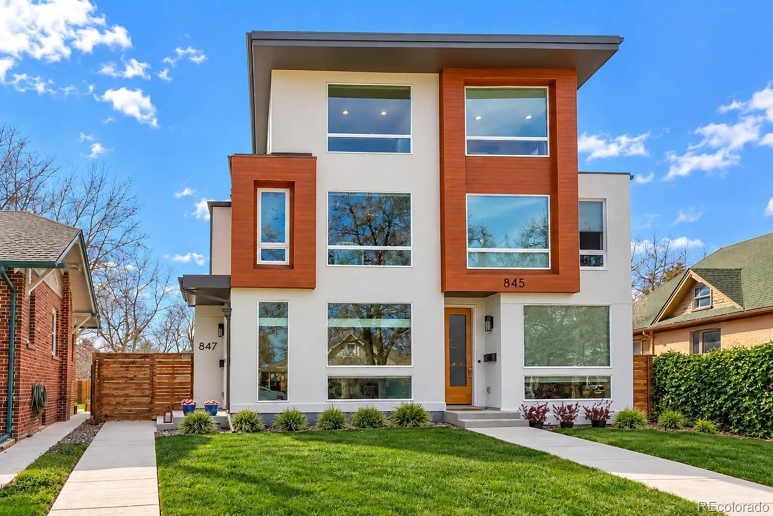 4 bed, 4.5 bath, 2692 sqft, $6,000 — Photo 1