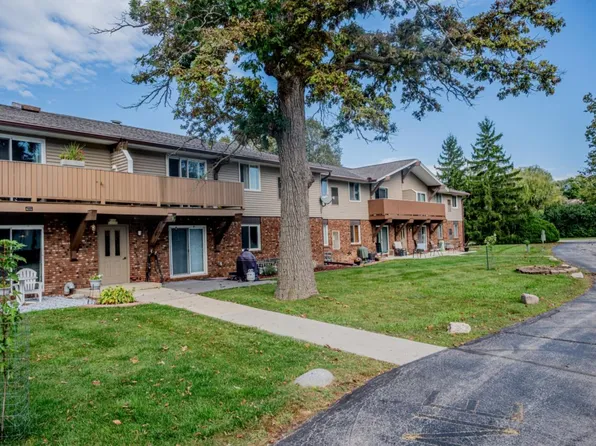 W158N11175 Legend AVENUE #2, Germantown, WI 53022