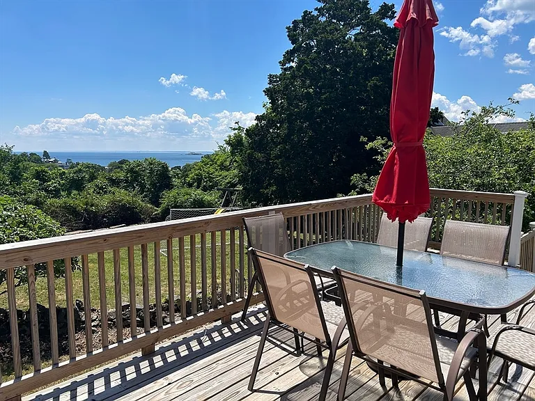 41 Ocean View Rd — Photo 3