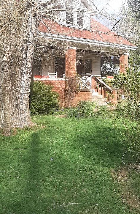 1st image of 1058 Careys Ln