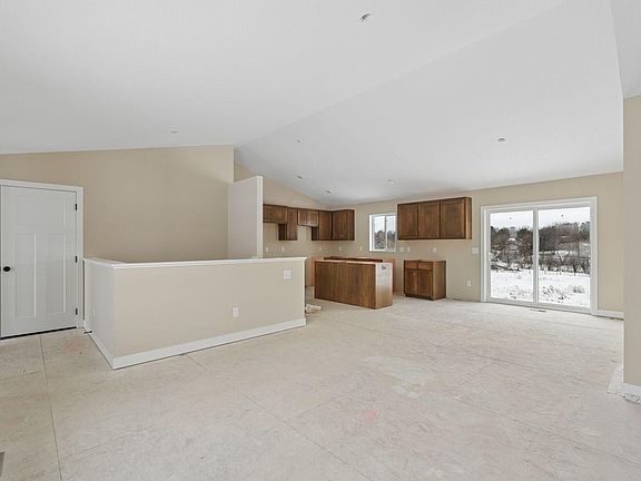 4th image of 1175 Wisteria Ln