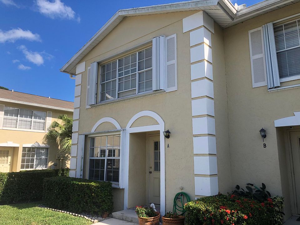 1st image of 221 Foxtail Dr APT A